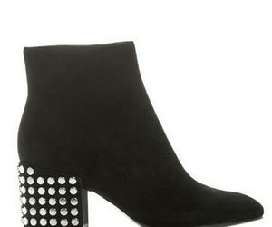 Kendall + Kylie Blythe Studded Boots sz 6